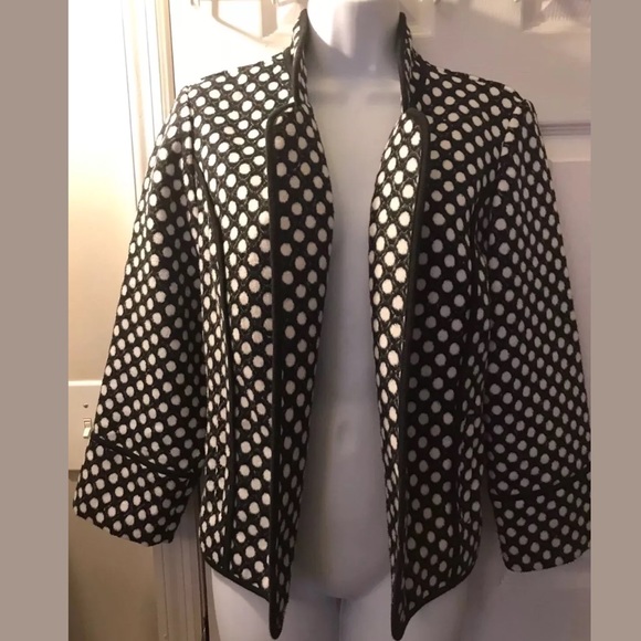 CHICO’S Polka Dot Plush Jacket Coat Black White Open Front Pockets Classic Soft - Picture 2 of 9